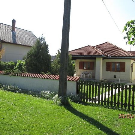 Apartmán Fenyves Vendeghaz Balatonfenyves Exteriér fotografie
