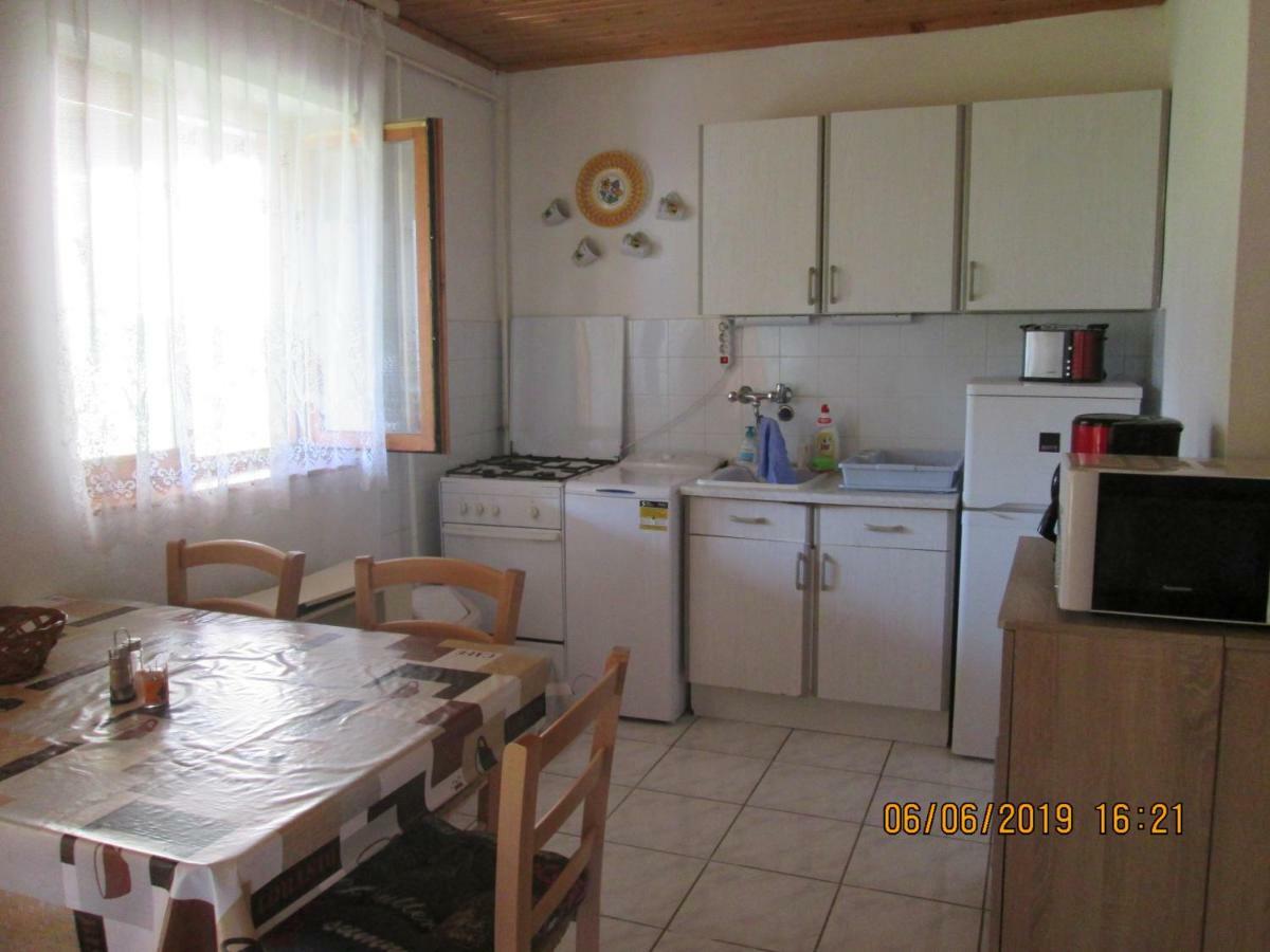 Apartmán Fenyves Vendeghaz Balatonfenyves Exteriér fotografie