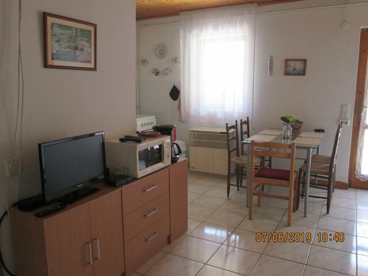 Apartmán Fenyves Vendeghaz Balatonfenyves Exteriér fotografie